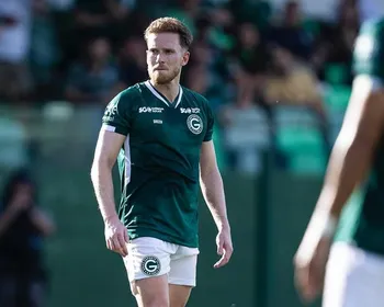 CRB anuncia contratação do lateral-esquerdo Lucas Lovat, ex-Goiás