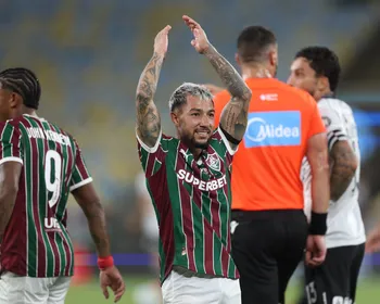 Acosta faz gol de placa no Maracanã, e Fluminense bate o Botafogo