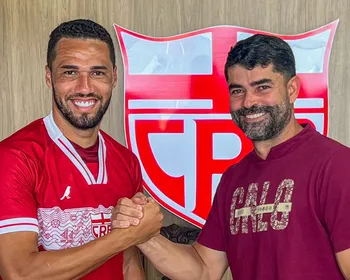 Apresentado no CRB, Luiz Phellype deixa estreia no clássico nas mãos da comissão técnica