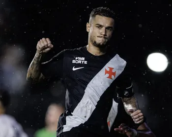 Com contrato até junho, Coutinho começa 2026 em alta no Vasco