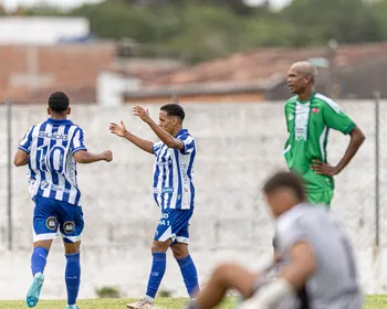CSA goleia Dimensão Saúde e assume liderança do Grupo A: 4 a 0