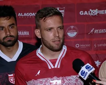Em pronunciamento forte, Fábio Alemão promete melhora de desempenho ao torcedor regatiano