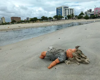 Mais de 1,7 tonelada de lixo já foi retirada das praias de Maceió em 2026