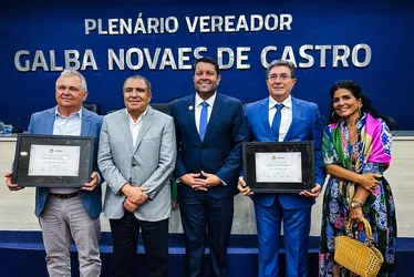 
				Allan Pierre reconhece quem ajuda a mover a economia de Maceió
			
			