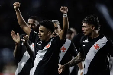 
				Após início com dificuldades, Brenner marca primeiro gol
			
			