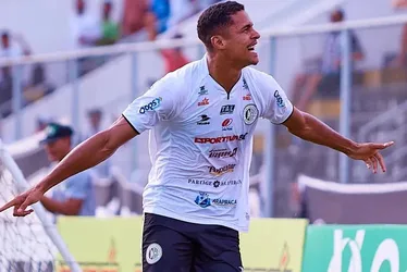 <br /> ASA encaminha compra de Alex Bruno e contrato até 2029<br /><br />