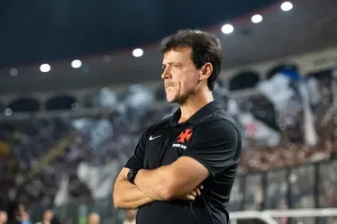 
				Coutinho e Diniz são alvos de protestos da torcida após derrota do Vasco
			
			