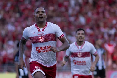 
				CRB atropela o ASA no jogo de ida, com dois gols de Mikael e um de Douglas Baggio: 3x0

			