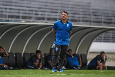 
				CSA chega a 22 trocas de técnicos desde 2020 e mantém média de três por temporada
			
			