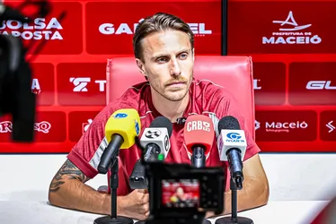 
				Em alta no CRB, Bressan alerta para dificuldades contra o Figueirense na Copa do Brasil
			
			