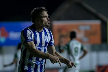 
				Em jogo com gol anulado e depois validado, CSA perde para o Coruripe, pela Copa AL: 2x1
			
			