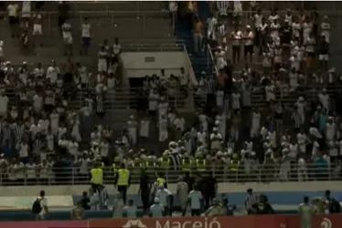 
				Torcida do CSA vaia e xinga jogadores, após apito final do árbitro

			