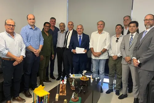 
				Advogados do Movimento Advocacia pela Democracia se filiam ao MDB/AL
			
			