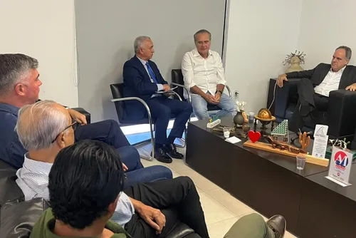 
				Advogados do Movimento Advocacia pela Democracia se filiam ao MDB/AL
			
			