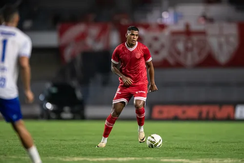 
				CRB empresta Darlisson e Lucas Kallyel ao Anápolis até o fim da temporada
			
			