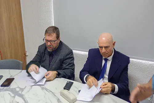 
				Operação investiga suposto esquema milionário em cirurgias ortopédicas em Alagoas
			
			