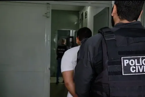 
				Operação Pavio Curto: 5 são presos por crimes ligados a torcidas organizadas em Maceió
			
			