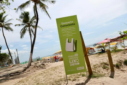 
				Francês recebe projeto Praia 10 Lixo Zero e mobiliza turistas, ambulantes e moradores
			
			