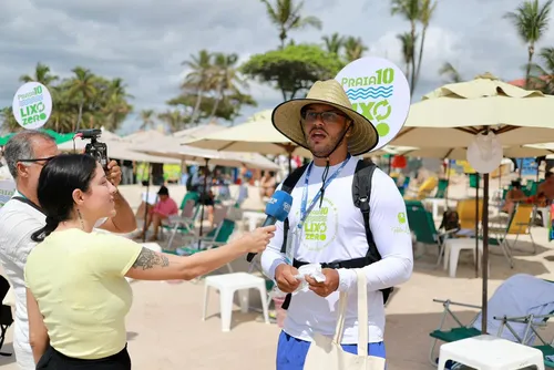 
				Francês recebe projeto Praia 10 Lixo Zero e mobiliza turistas, ambulantes e moradores
			
			