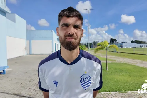 
				Rayan exalta solidez do CSA e prevê jogo de estratégia no Clássico das Multidões
			
			