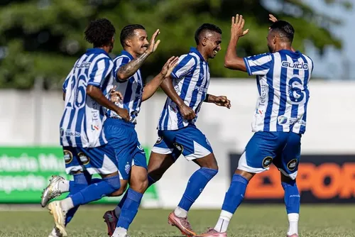 
				Rian Santana vive fase artilheira e projeta final decisiva do CSA na Copa Alagoas
			
			