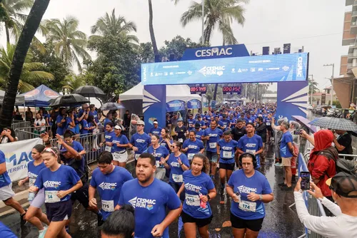 
				CESMAC Run reúne milhares de atletas na orla de Maceió
			
			