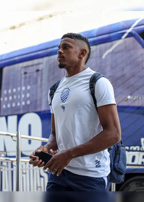 
				Atacante Robinho deixa o CSA e será reforço do Amazonas
			
			