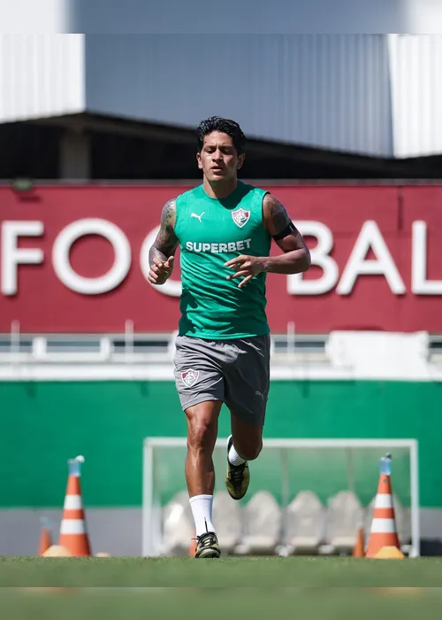 
				Cano volta a treinar com bola no CT do Fluminense
			
			