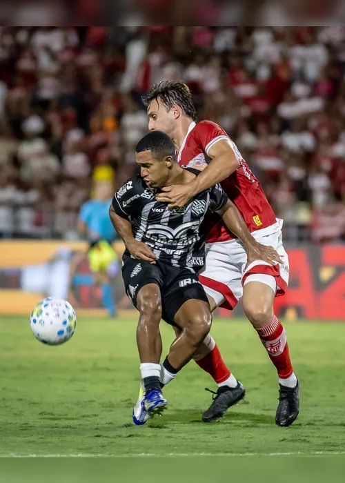 
				Com gol de Baggio, CRB vence o Figueirense e avança para a 5ª fase da Copa do Brasil: 1x0

			
