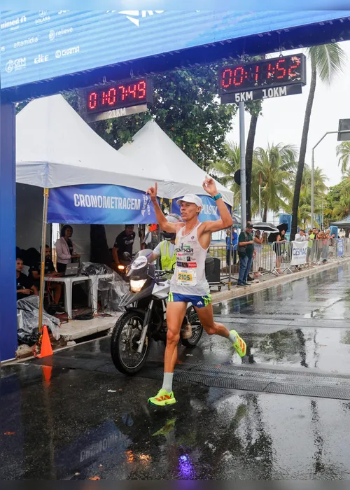 
				CESMAC Run reúne milhares de atletas na orla de Maceió
			
			