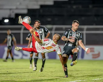 Com gol de Alex Bruno, ASA empata com Juazeirense e avança no Nordestão: 1 a 1
