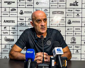 Itamar Schülle elogia desempenho, mas lamenta empate do ASA na estreia