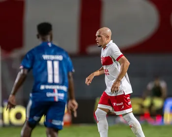 Recuperado de lesão, Crystopher explica o principal objetivo do CRB: "Sair do Z4"