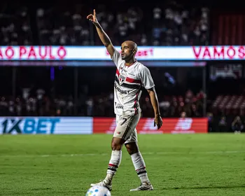 São Paulo vê chance de retorno antecipado de Lucas Moura