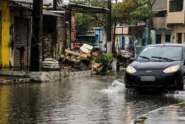 
				INMET emite alerta amarelo de chuvas intensas para todo o Estado de Alagoas
			
			