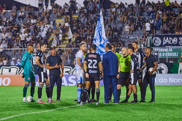 
				ASA empata com Confiança no apagar das luzes e deixa liderança na Copa do Nordeste: 1 a 1
			
			