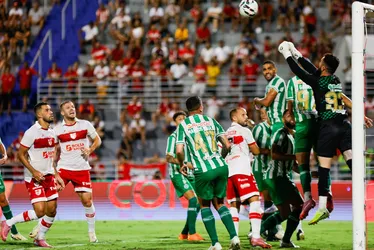 
				CRB perde para o Juventude e chega a nove jogos sem vencer na temporada: 1 a 0

			