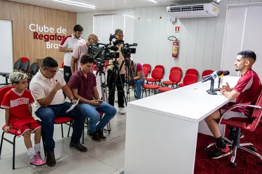 
				Danielzinho blinda Barroca em coletiva: "A responsabilidade principal é nossa"
			
			