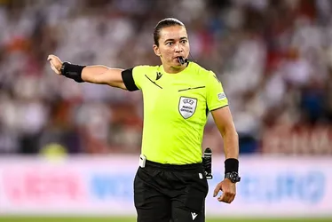 
				Fortaleza x CRB: veja equipe de arbitragem escalada pela CBF
			
			