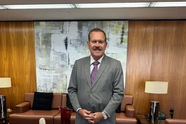  Humberto Martins recebe Colar do Mérito Judiciário em cerimônia do TRF6 em Belo Horizonte 