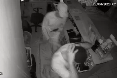 
				Imagens mostram falsos policiais invadindo pousada na Pajuçara antes de tiroteio

			