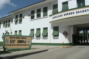 
				Militares denunciam abuso sexual dentro do Quartel do Exército em Maceió
			
			