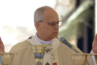  Papa Leão classifica como “inaceitável” ameaça de Trump contra o Irã 