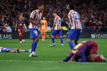 
				Raphinha se desculpa após polêmica sobre arbitragem na Champions League
			
			