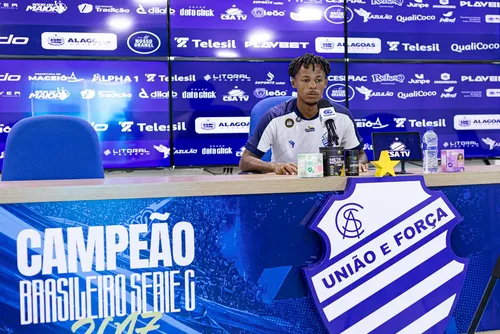 
				Artilheiro do CSA, Rian Santana mira liderança e valoriza evolução do time na Série D
			
			