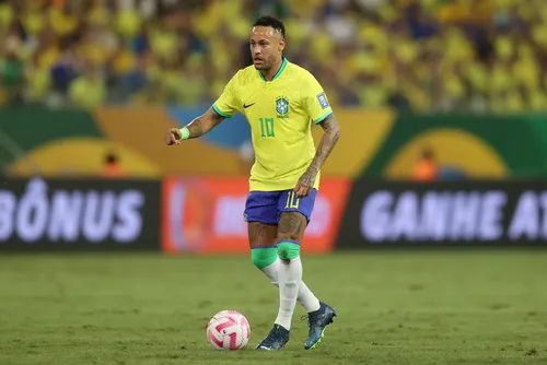 
				Com Neymar, Ancelotti divulga lista de 26 jogadores convocados para a Copa; veja os nomes
			
			