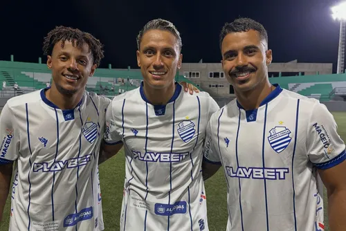 
				CSA vence fora, executa seu modelo e confirma força coletiva
			
			
