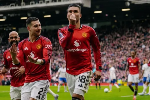 
				De saída do Manchester United, Casemiro é alvo de clube da MLS
			
			