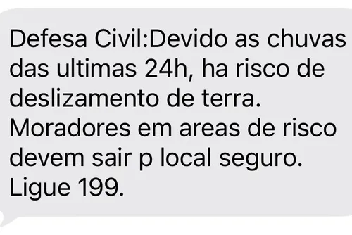 
				Fortes chuvas: Defesa Civil alerta para risco de deslizamentos em Maceió
			
			