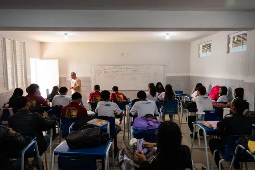
				Governo investe mais de R$ 500 mil em escola e amplia ações sociais em Lagoa da Canoa
			
			